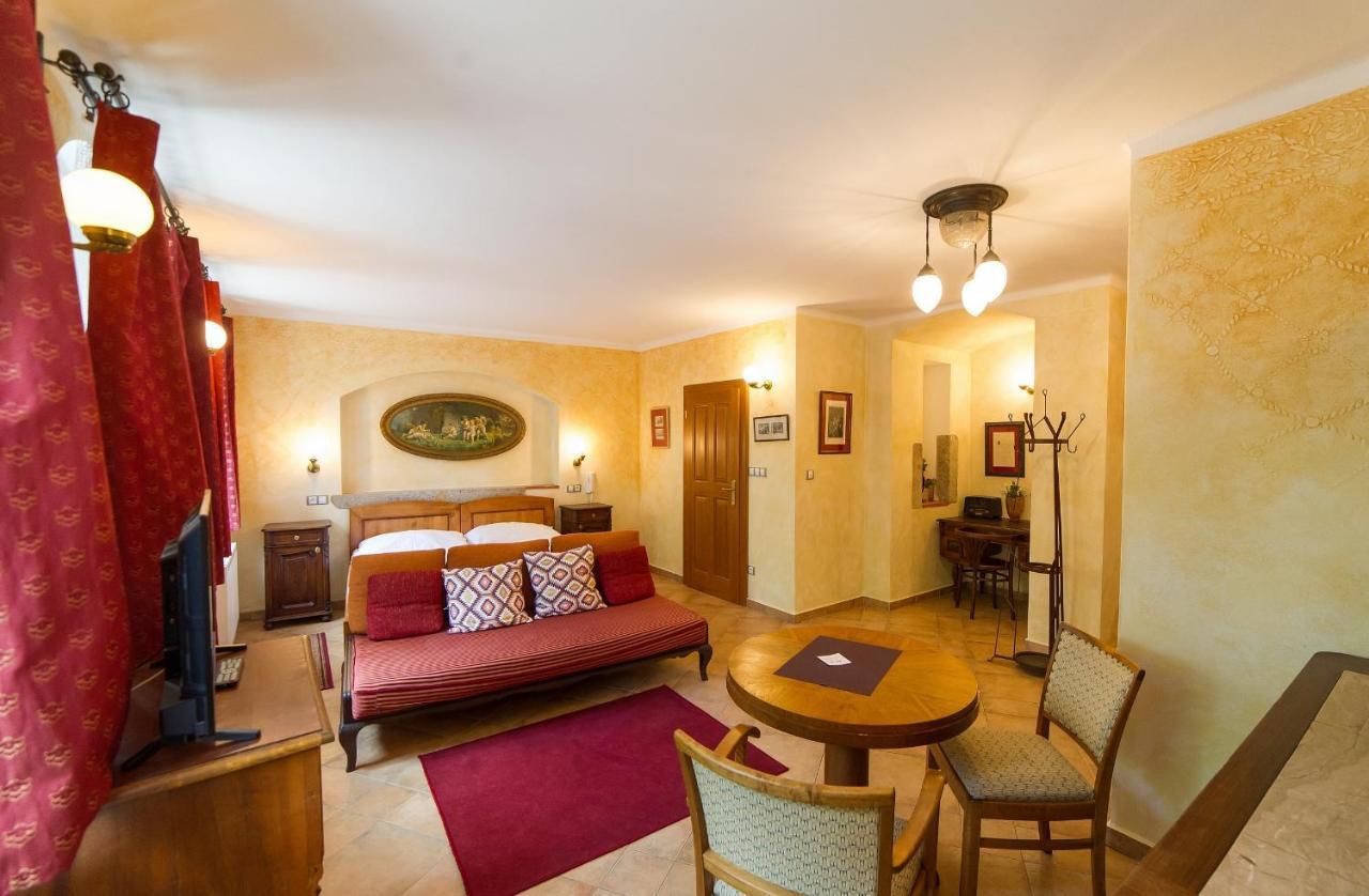 U Zvonu Apartments Český Krumlov Esterno foto