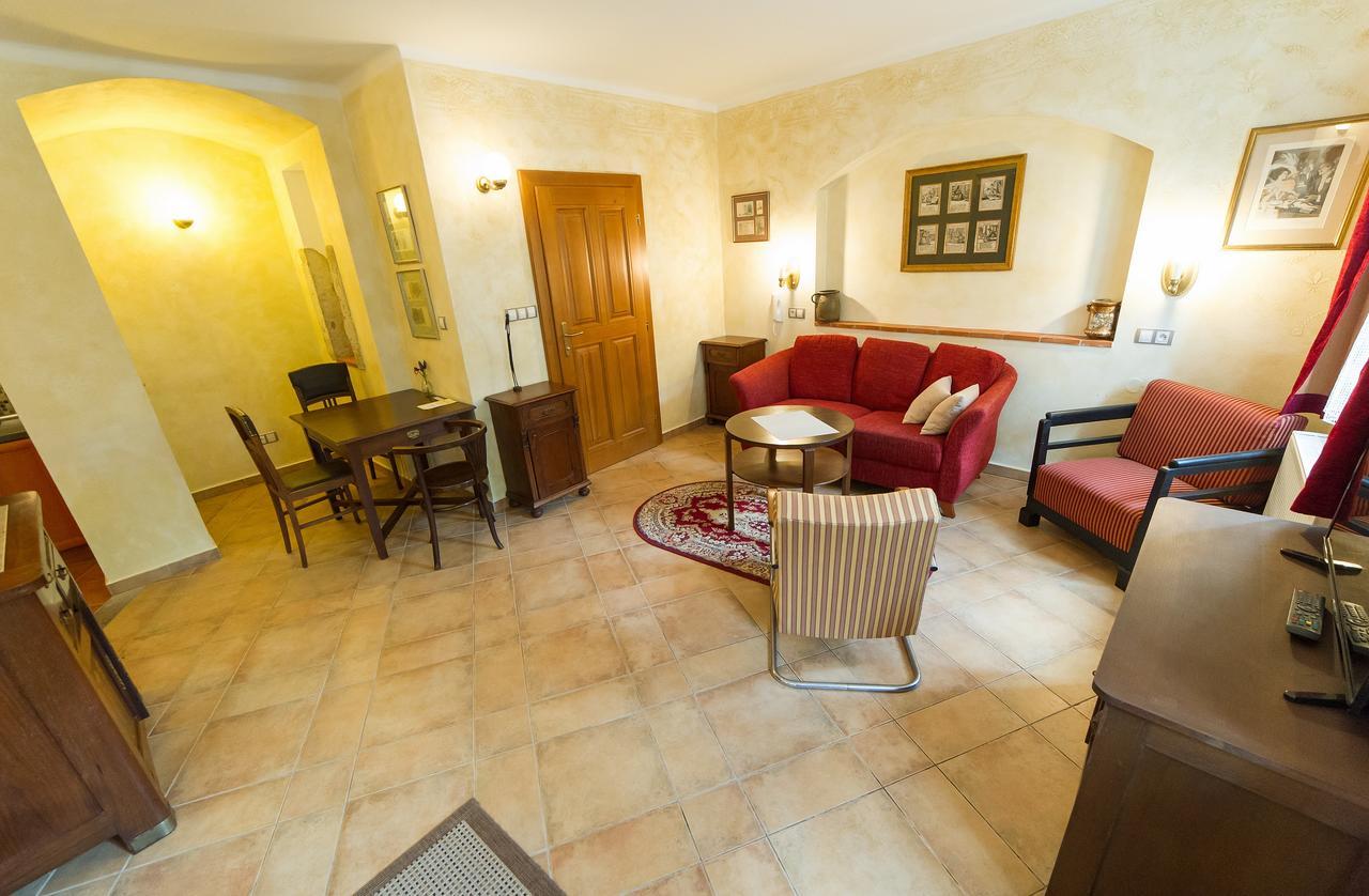U Zvonu Apartments Český Krumlov Esterno foto