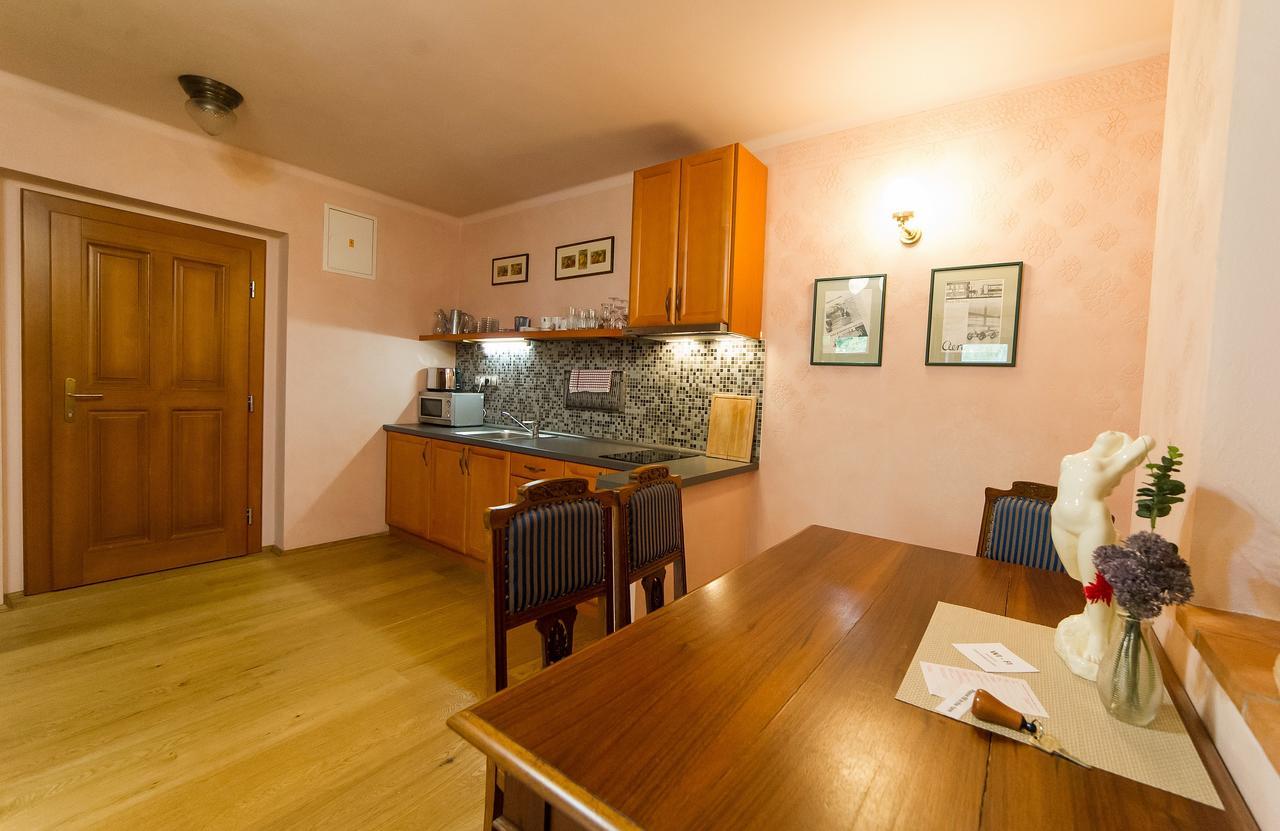 U Zvonu Apartments Český Krumlov Esterno foto
