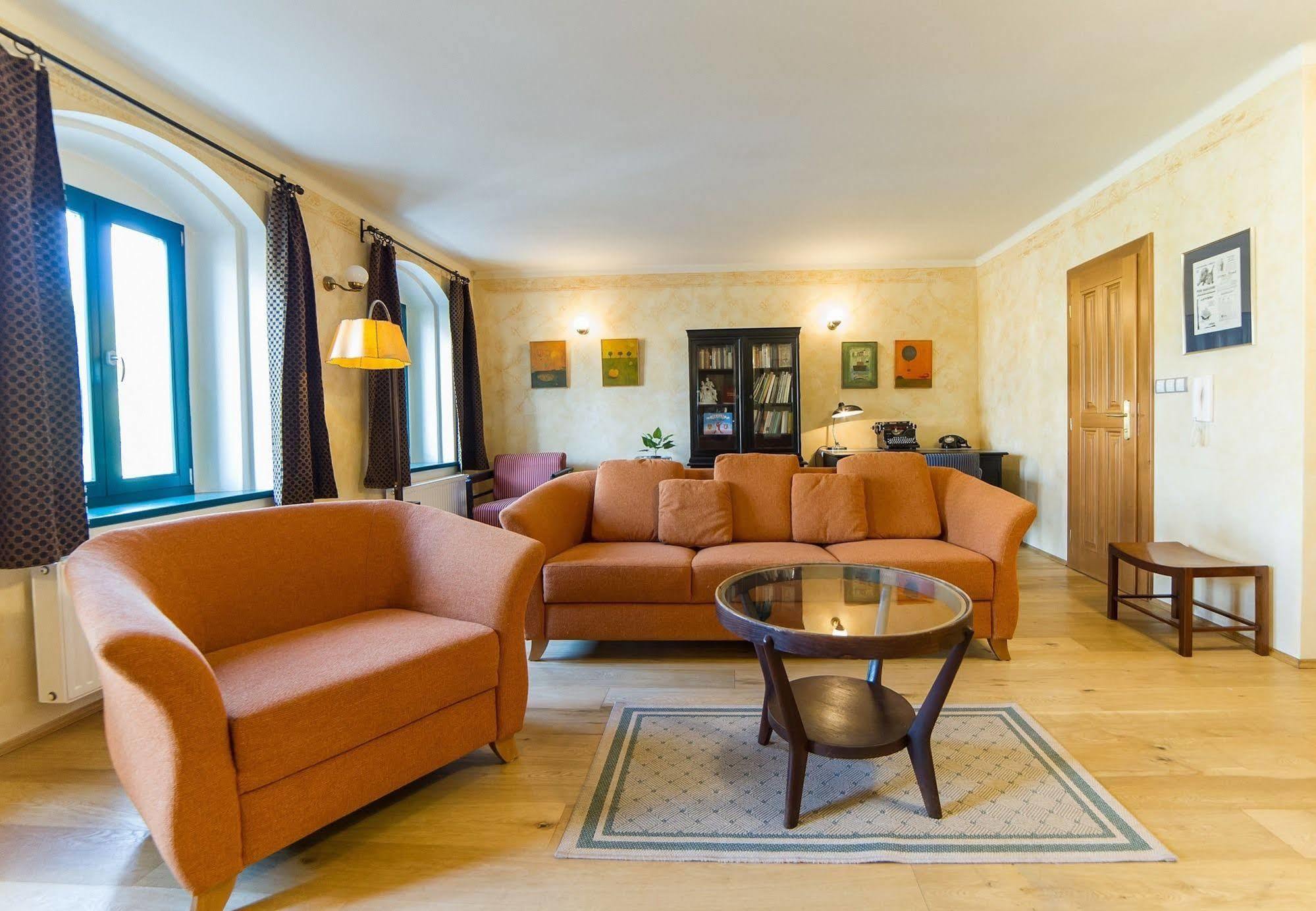 U Zvonu Apartments Český Krumlov Esterno foto